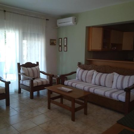 Αμυγδαλιές 33 Μύρινα Villa ภายนอก รูปภาพ